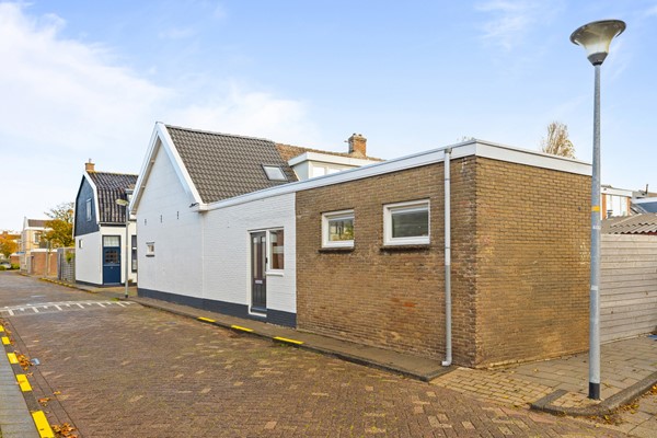 Medium property photo - Maarten Harpertszoon Trompstraat 2, 1782 PW Den Helder
